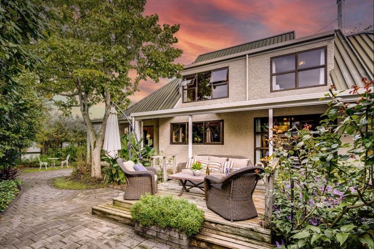 Photo of property in 115a Frederick Street, Mayfair, Hastings, 4122