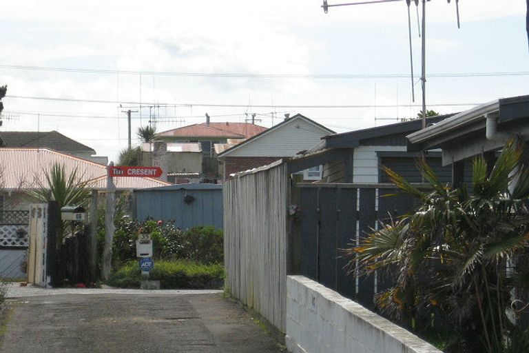 Photo of property in 35 Tongariro Street, Castlecliff, Whanganui, 4501
