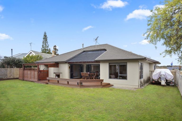 Photo of property in 18 Tonkin Place, Buckland, Pukekohe, 2677