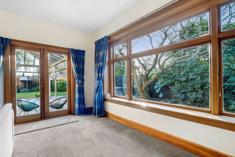 Photo of property in 36 Tui Street, Fendalton, Christchurch, 8041