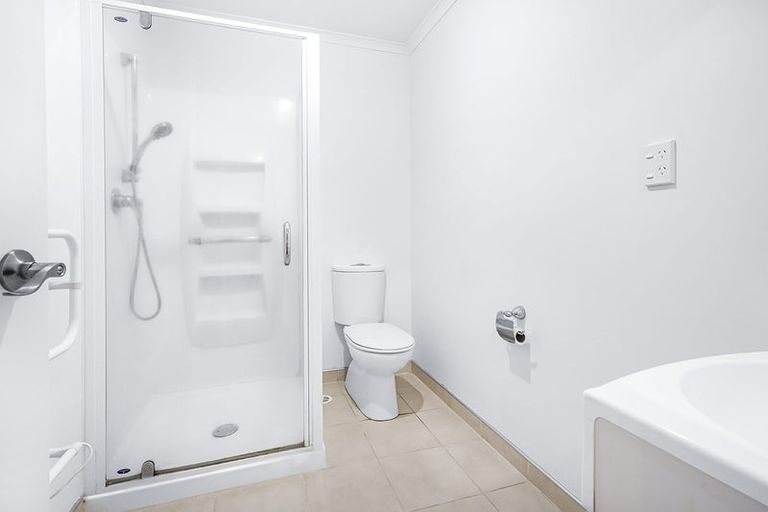 Photo of property in 12c Kelvin Place, Hamilton East, Hamilton, 3216