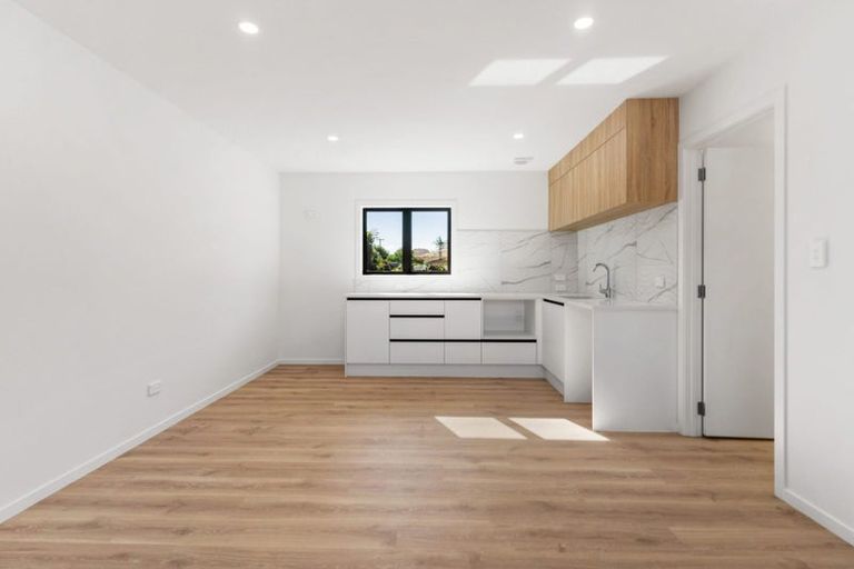 Photo of property in 9 Snell Avenue, Papakura, 2110