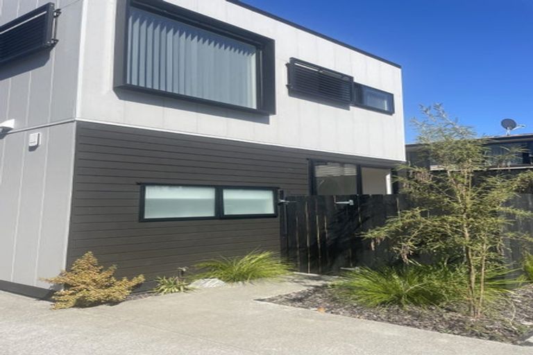 Photo of property in 14b Andrew Road, Howick, Auckland, 2010