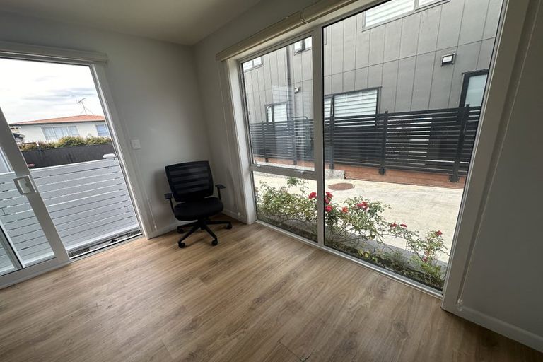 Photo of property in 206b Clovelly Road, Bucklands Beach, Auckland, 2012