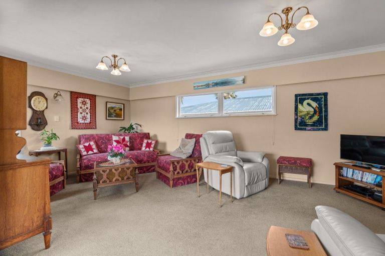 Photo of property in 10 Halberg Crescent, Whakatane, 3120