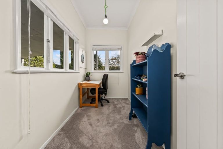 Photo of property in 50 Hollis Road, Paraparaumu Beach, Paraparaumu, 5032