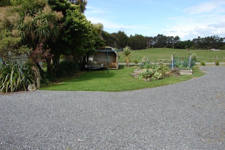 Photo of property in 242 Oreti Road, Otatara, Invercargill, 9879