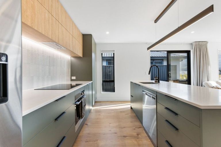 Photo of property in 133 Burdon Loop, Lake Hawea, 9382