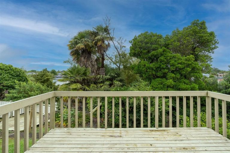 Photo of property in 35 Forest Lake Road, Forest Lake, Hamilton, 3200