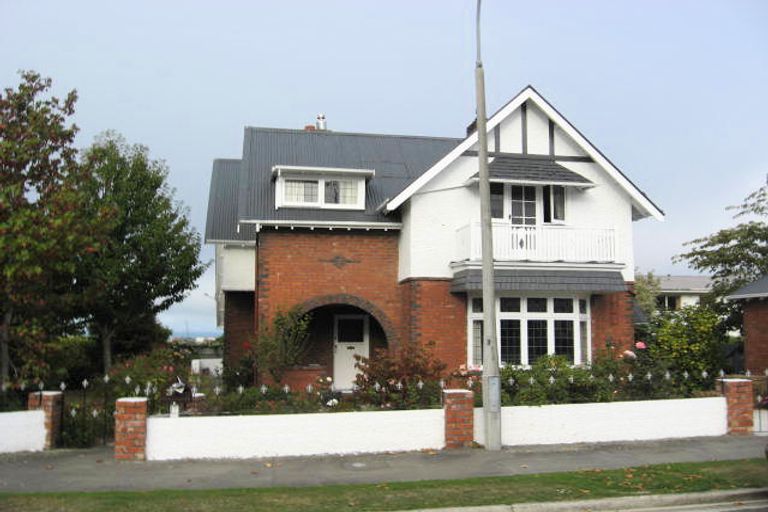 Photo of property in 2 Hart Street, Maori Hill, Timaru, 7910