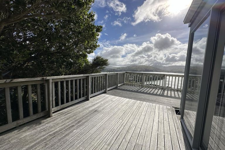 Photo of property in 89 Kahu Road, Paremata, Porirua, 5024