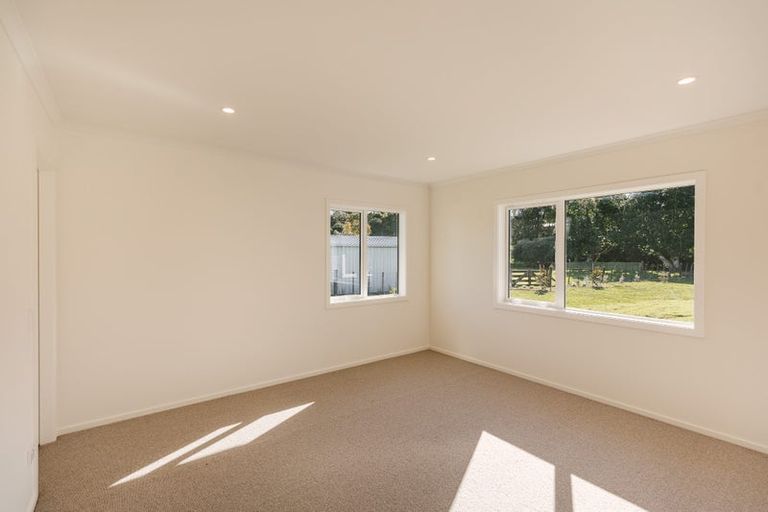 Photo of property in 9 Railway Terrace, Ohau, 5570