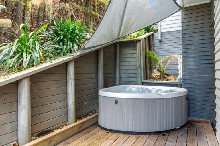 Photo of property in 18 Wintle Street, Mangawhai Heads, Mangawhai, 0505