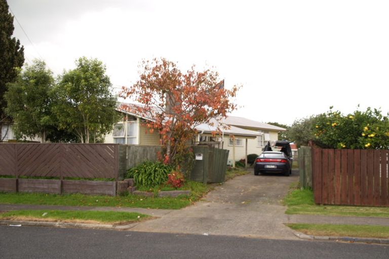 Photo of property in 27 Mervan Street, Mangere East, Auckland, 2024
