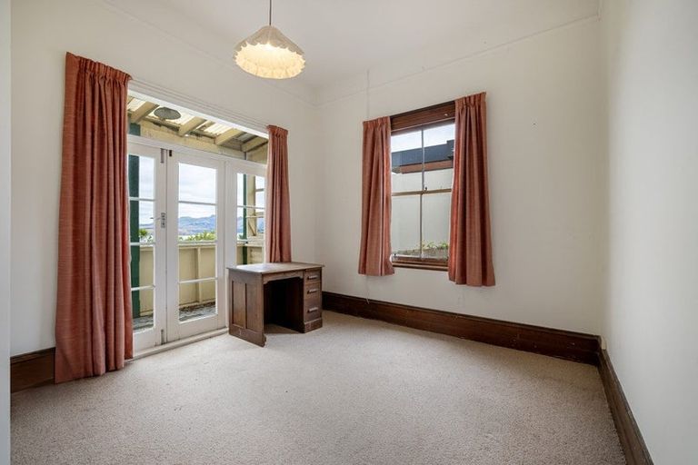 Photo of property in 21 Exeter Street, Lyttelton, 8082