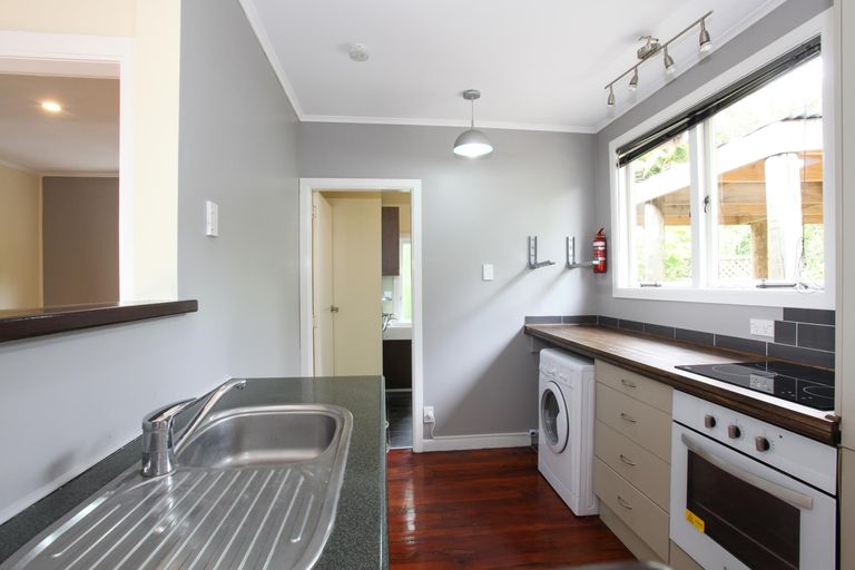 Photo of property in 14 Cambrae Road, Raglan, 3225