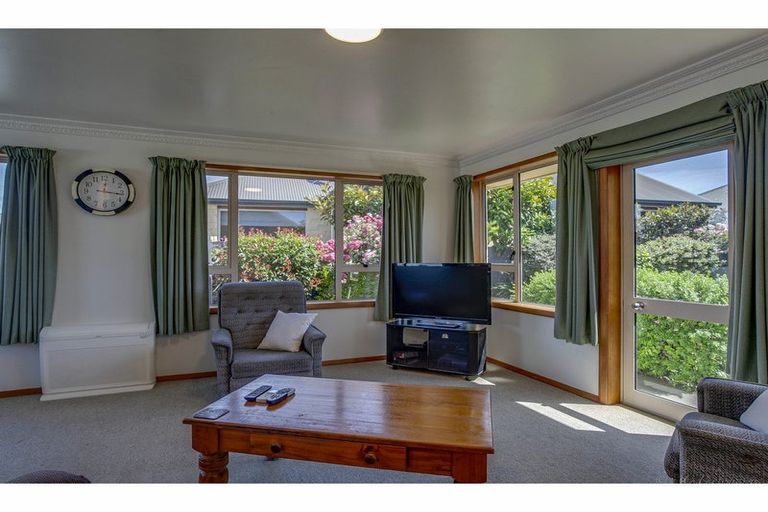 Photo of property in 46a Kitchener Square, Highfield, Timaru, 7910