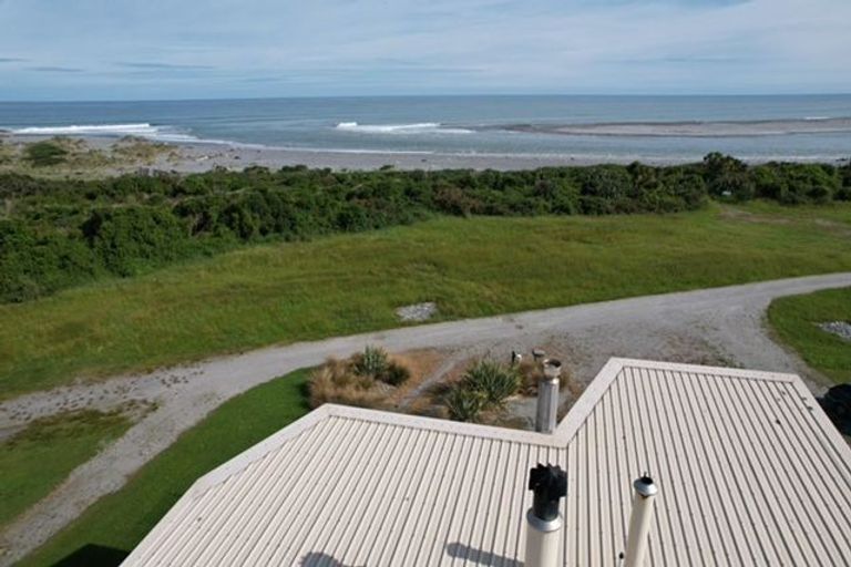 Photo of property in 5 The Parade, Okarito, Whataroa, 7886