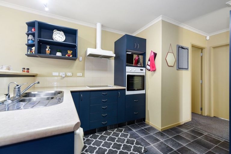 Photo of property in 7 Grevillea Place, Melville, Hamilton, 3206