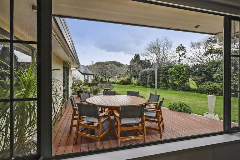 Photo of property in 15 Jacaranda Place, Greenmeadows, Napier, 4112