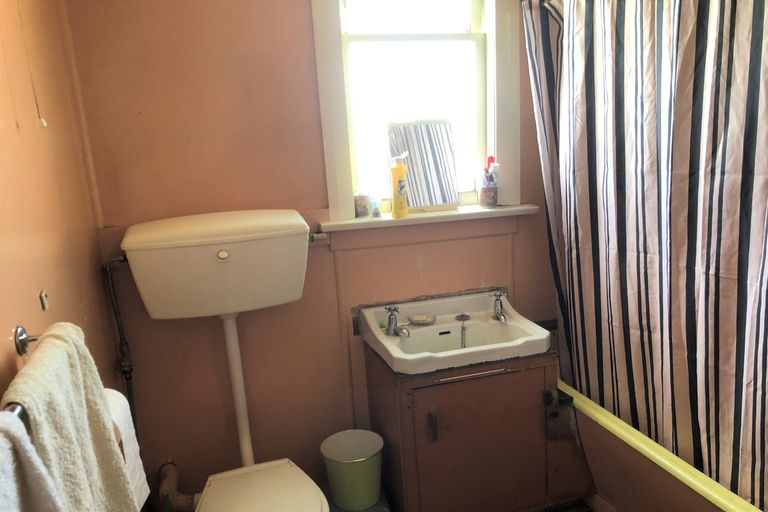 Photo of property in 6 Mold Street, Middlemarch, 9597