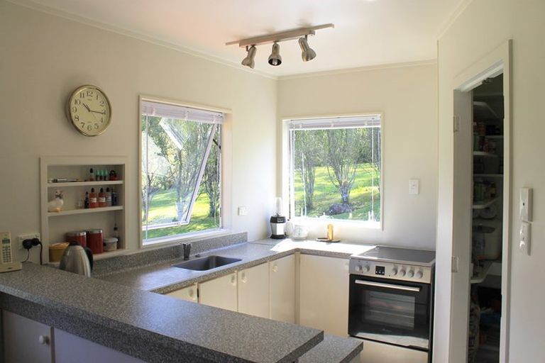 Photo of property in 11 Ironbark Road, Waipapa, Kerikeri, 0295