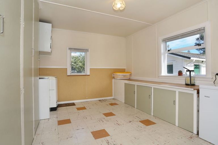 Photo of property in 427 Featherston Street, Palmerston North, 4414