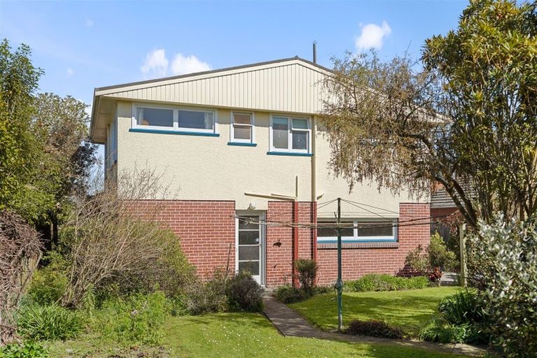 Photo of property in 42 Arlington Street, Burnside, Christchurch, 8053