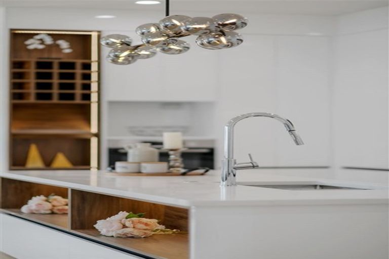 Photo of property in 12 Tiro Street, Flat Bush, Auckland, 2019