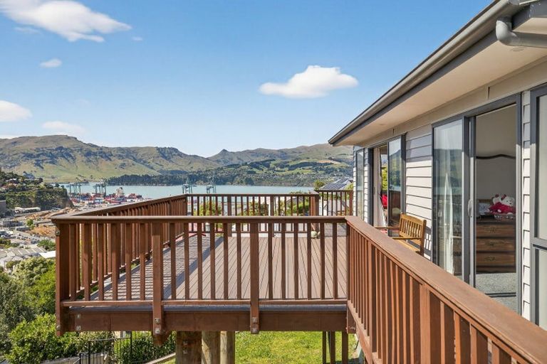 Photo of property in 30a Ticehurst Road, Lyttelton, 8082