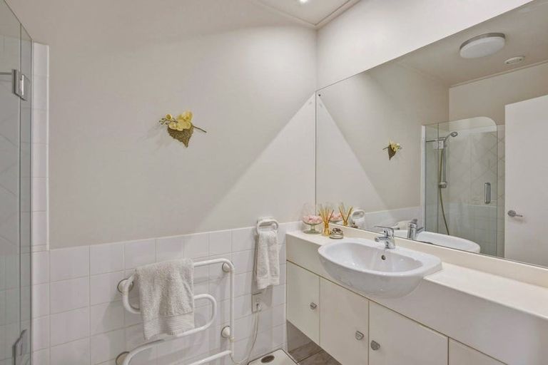 Photo of property in 11 Shelbourne Street, Nelson, 7010