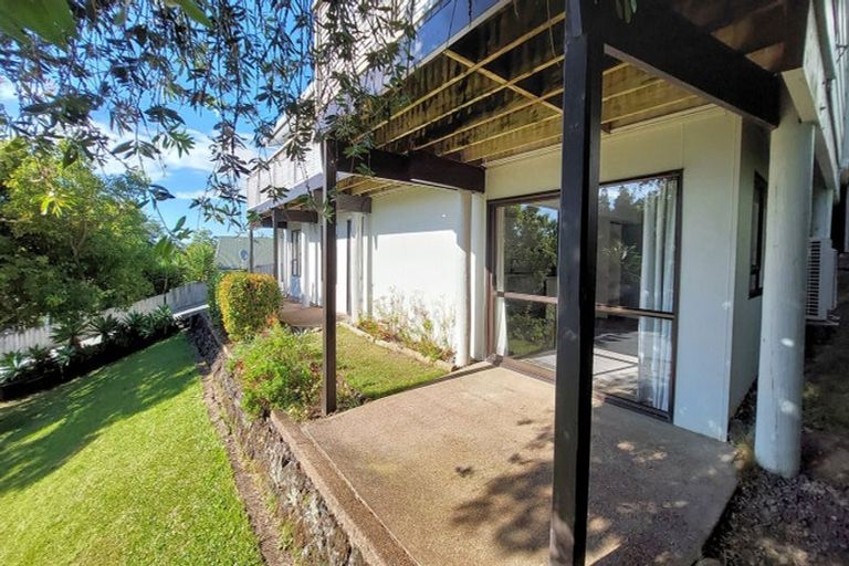 Photo of property in 5 Reynolds Place, Torbay, Auckland, 0630