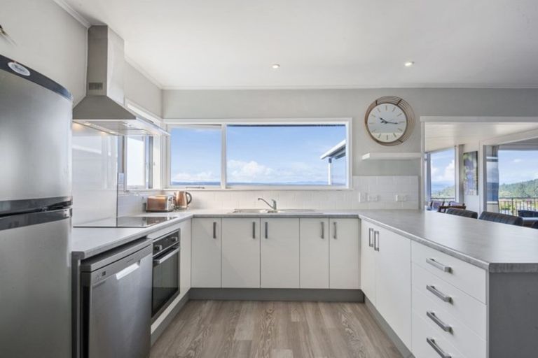 Photo of property in 88 Wakeman Road, Acacia Bay, Taupo, 3330
