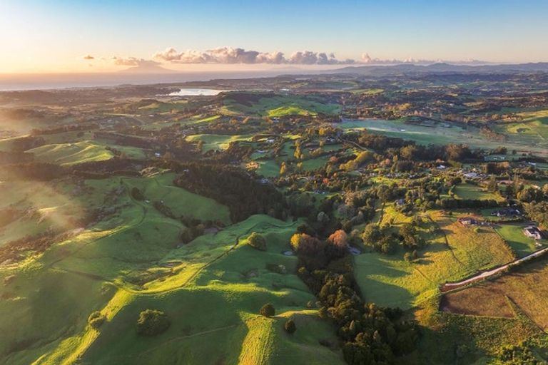 Photo of property in 404 Tara Road, Mangawhai, Kaiwaka, 0573