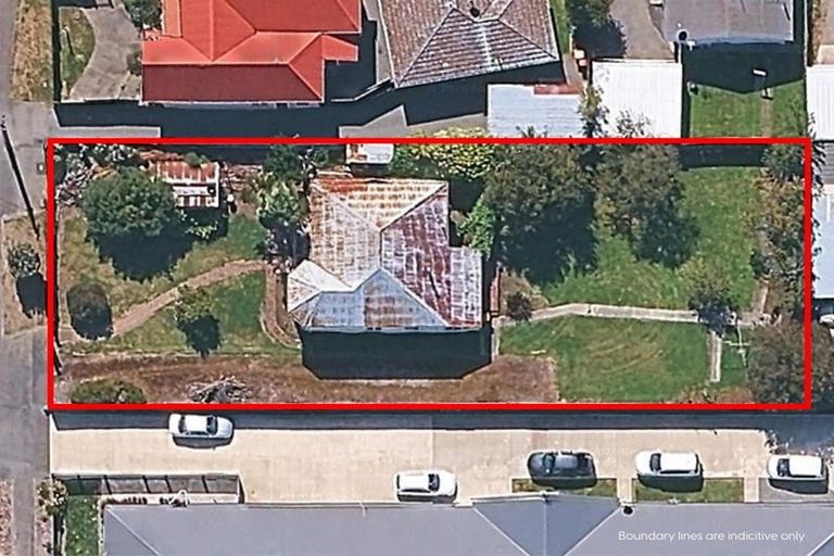 Photo of property in 76 Geraldine Street, Edgeware, Christchurch, 8013