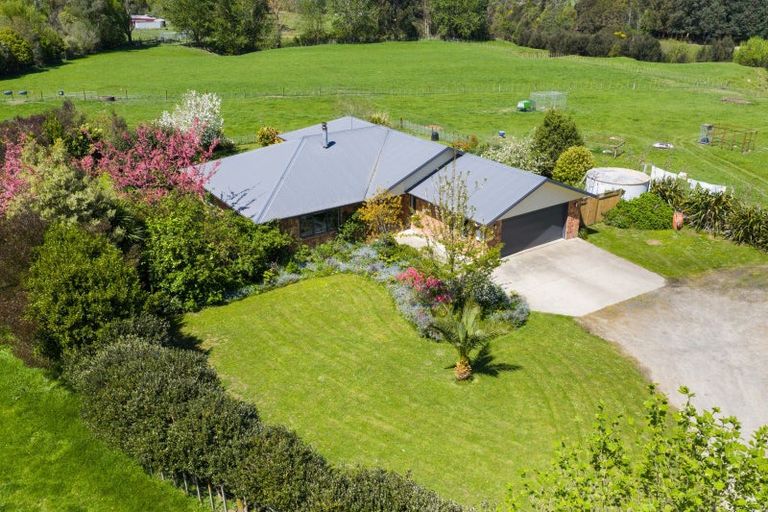 Photo of property in 946f Finnis Road, Pohangina, Ashhurst, 4884