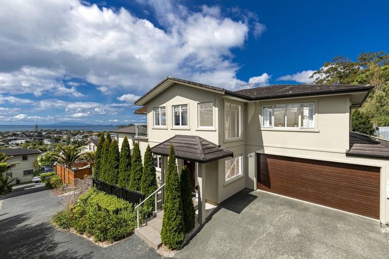 Photo of property in 235b East Coast Road, Mairangi Bay, Auckland, 0630