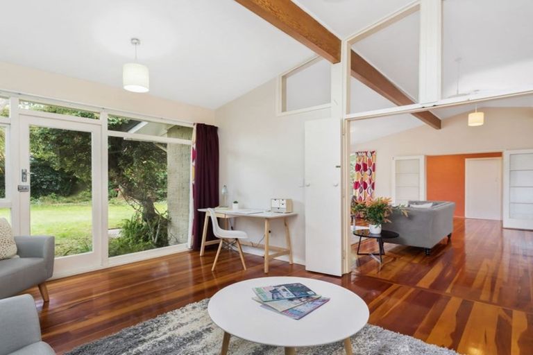 Photo of property in 11 Kingsgate Place, Burnside, Christchurch, 8053