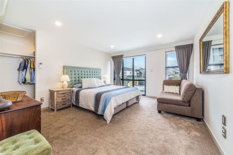 Photo of property in 10 Hangar Lane, Whenuapai, Auckland, 0618