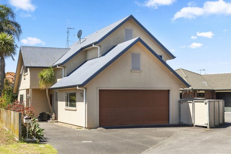 Photo of property in 15 Verbena Glen, Mount Maunganui, 3116