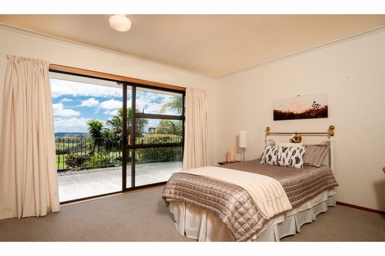 Photo of property in 14 Peters Lane, Taupaki, Henderson, 0782