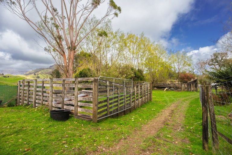 Photo of property in 2171 Parikanapa Road, Tiniroto, Manutuke, 4078