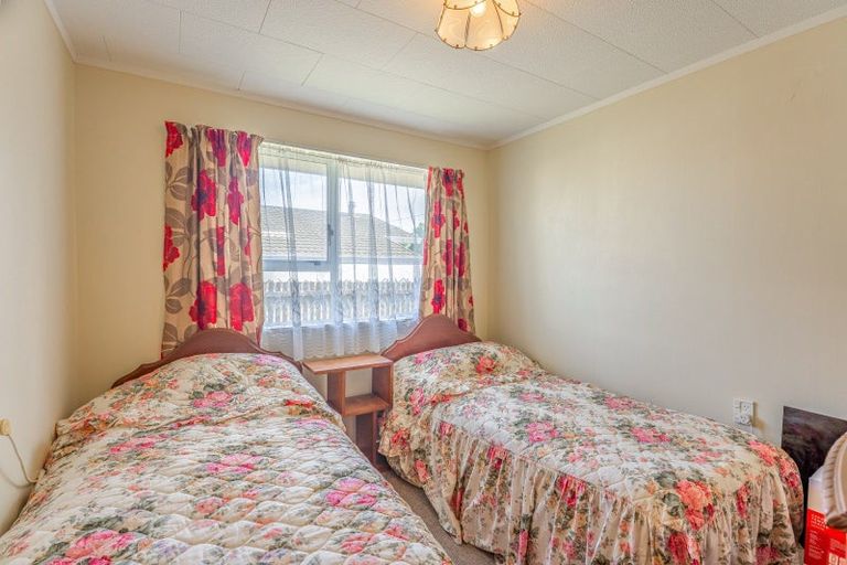 Photo of property in 31 Raukawa Street, Otaki, 5512