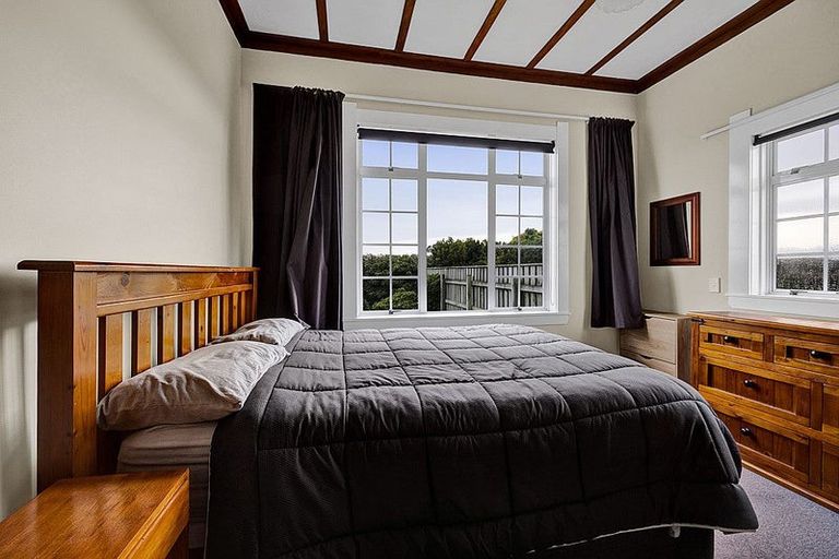 Photo of property in 22 Batten Road, Okaiawa, Hawera, 4671