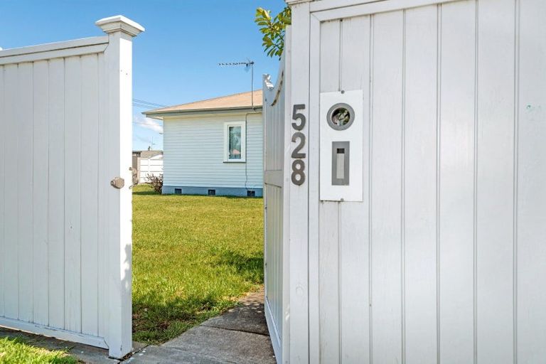 Photo of property in 528 Gladstone Road, Te Hapara, Gisborne, 4010