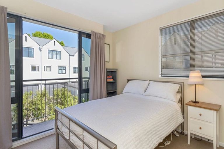 Photo of property in 222 Gloucester Street, Christchurch Central, Christchurch, 8011