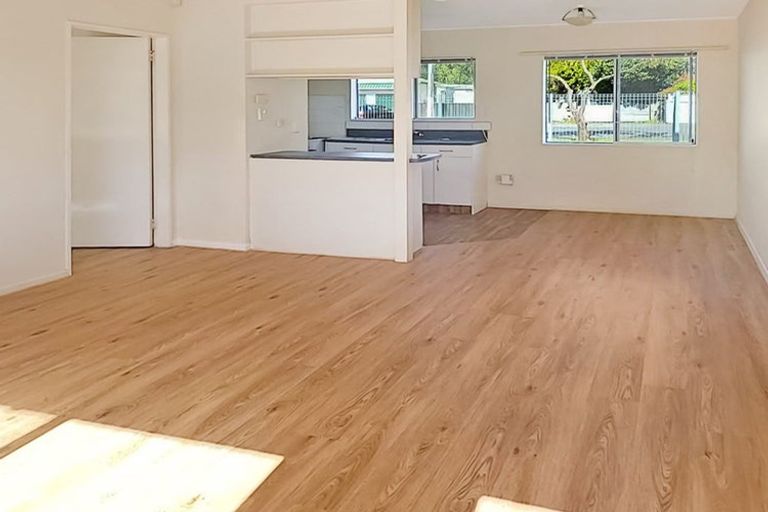 Photo of property in 121-123 Bell Road, Waiwhetu, Lower Hutt, 5010