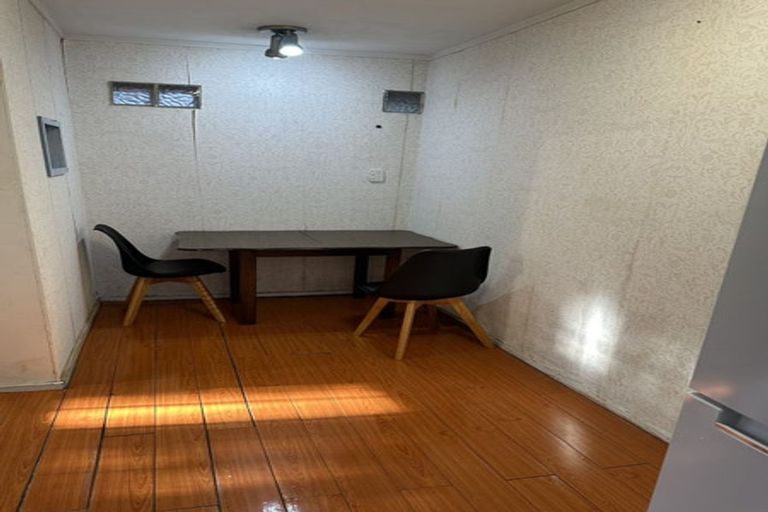 Photo of property in 1/16 Chevis Place, Pakuranga, Auckland, 2010