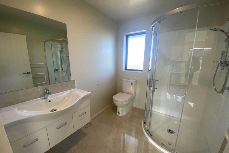 Photo of property in 33 Fearne Drive, Woodend, 7610