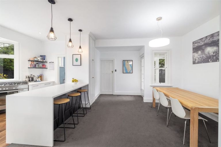 Photo of property in 47 Hackthorne Road, Cashmere, Christchurch, 8022